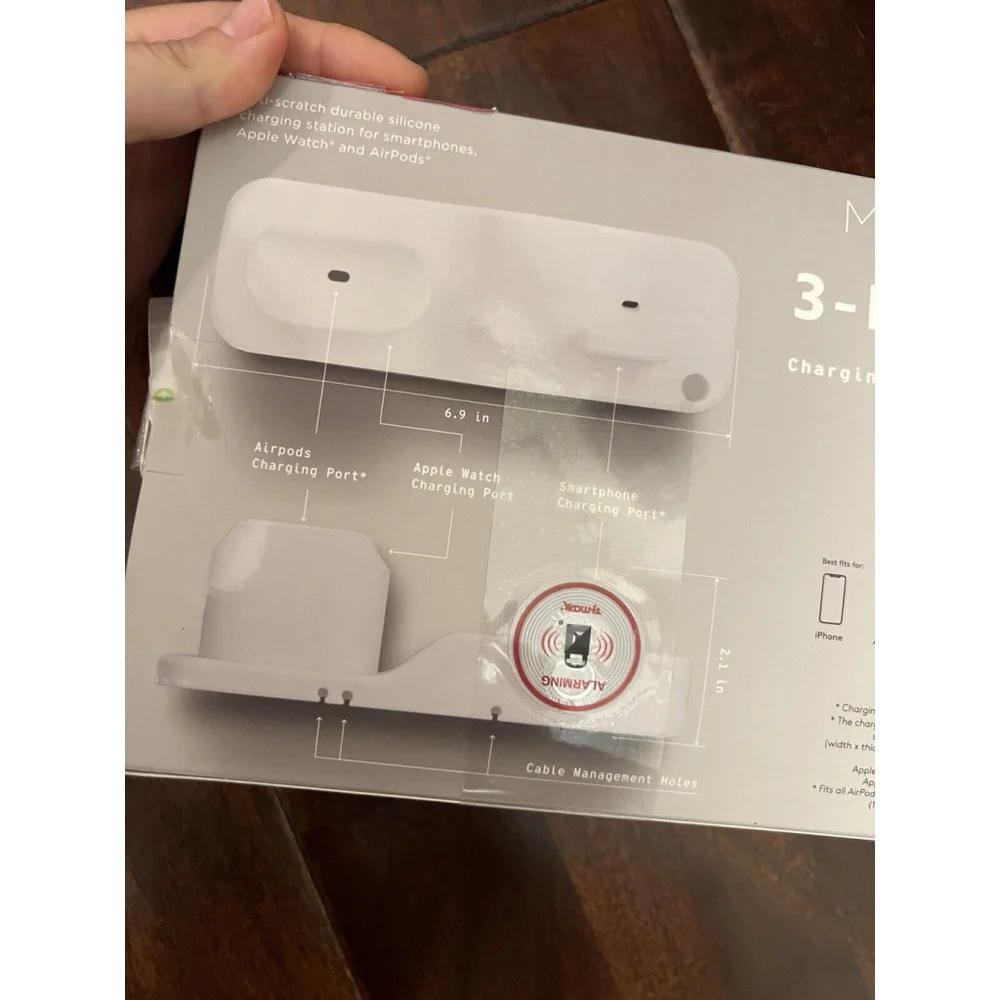 NIB MVMT 3-in-1 Silicone Charging Station Purple New In Box White